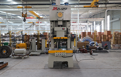 操作沖床過程需要注意的事項(xiàng)有哪些?