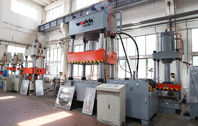 400噸500噸不銹鋼水箱成型油壓機