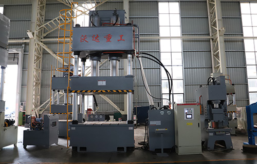 一臺四柱油壓機價格多少錢?