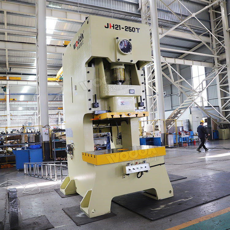 250噸氣動(dòng)沖床.jpg