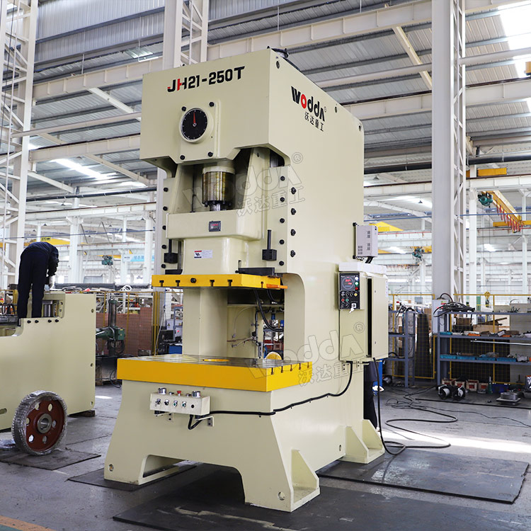 JH21-250噸氣動(dòng)沖床.jpg