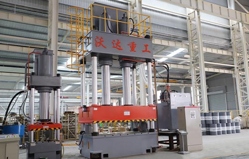 伺服800噸四柱油壓機(jī)多少錢一臺(tái)？