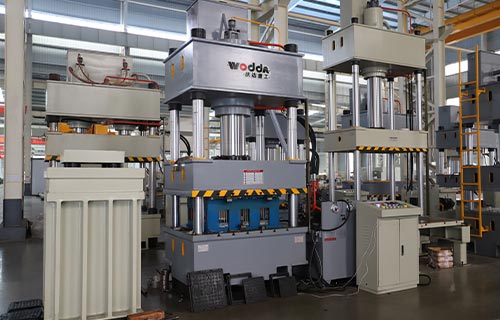 選擇合適的油壓機廠家呢？廠家建議