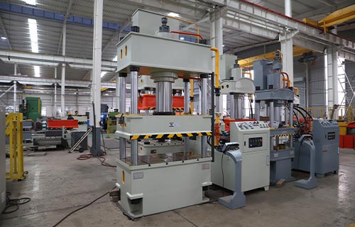 200噸油壓機（四柱，單臂，龍門）