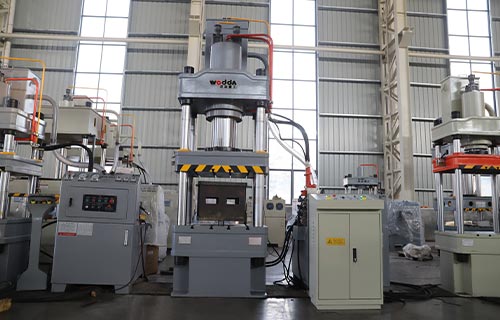 四柱油壓機(jī)選型指南：如何根據(jù)實(shí)際需求定制配